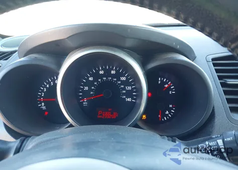 2012 Kia Soul + z USA, uszkodzony, nr VIN KNDJT2A63C7741281